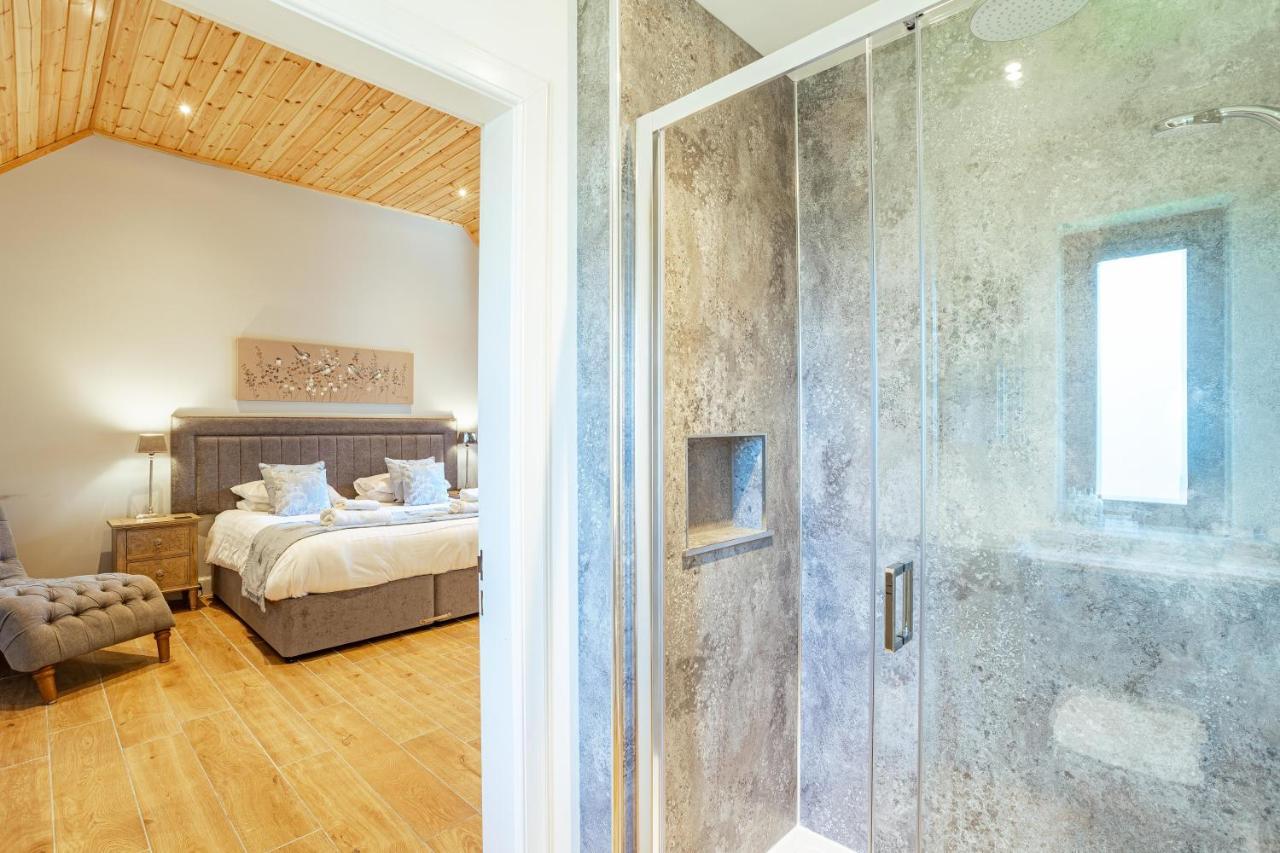 Osprey Lodge 1 With Hot Tub Newton Stewart Luaran gambar
