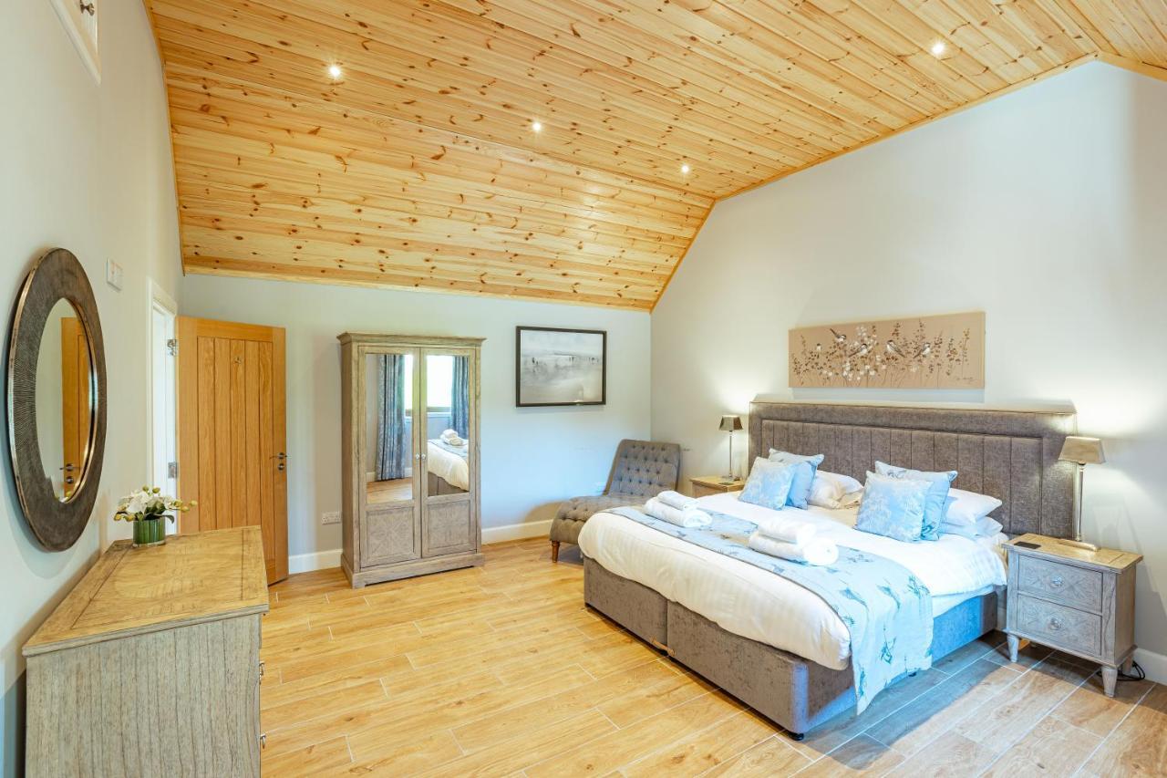 Osprey Lodge 1 With Hot Tub Newton Stewart Luaran gambar
