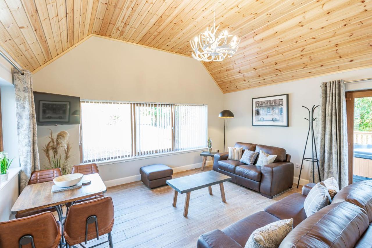 Osprey Lodge 1 With Hot Tub Newton Stewart Luaran gambar