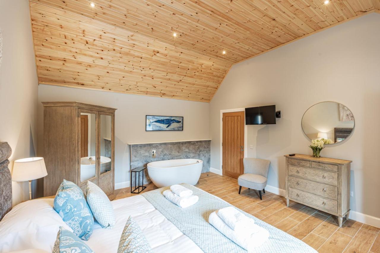 Osprey Lodge 1 With Hot Tub Newton Stewart Luaran gambar