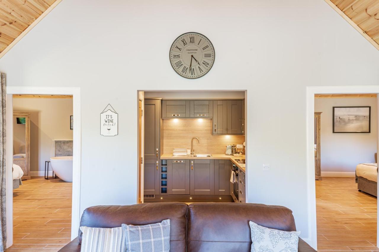Osprey Lodge 1 With Hot Tub Newton Stewart Luaran gambar